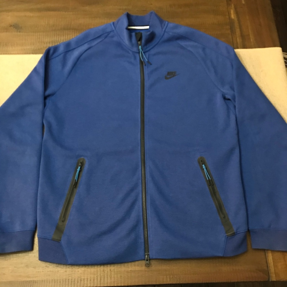 Nike zip up jacket